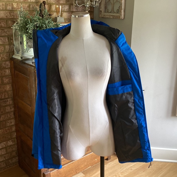 ROOTS BLUE HOODED JACKET LARGE EXCELLENT waterproof - Picture 7 of 8